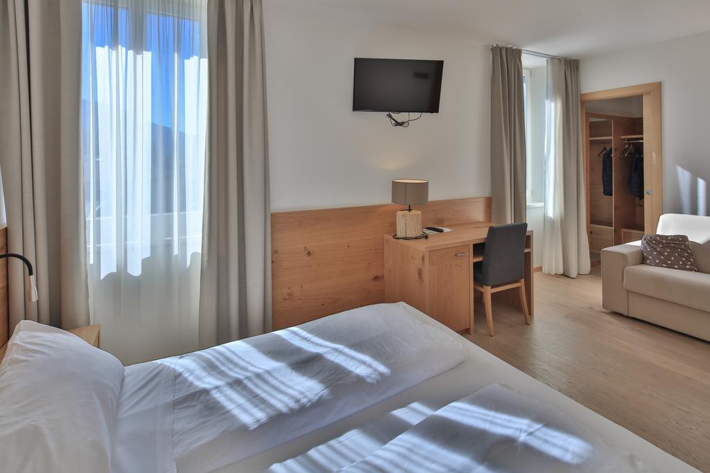 Albergo Caffe Centrale Mezzocorona Zimmer foto